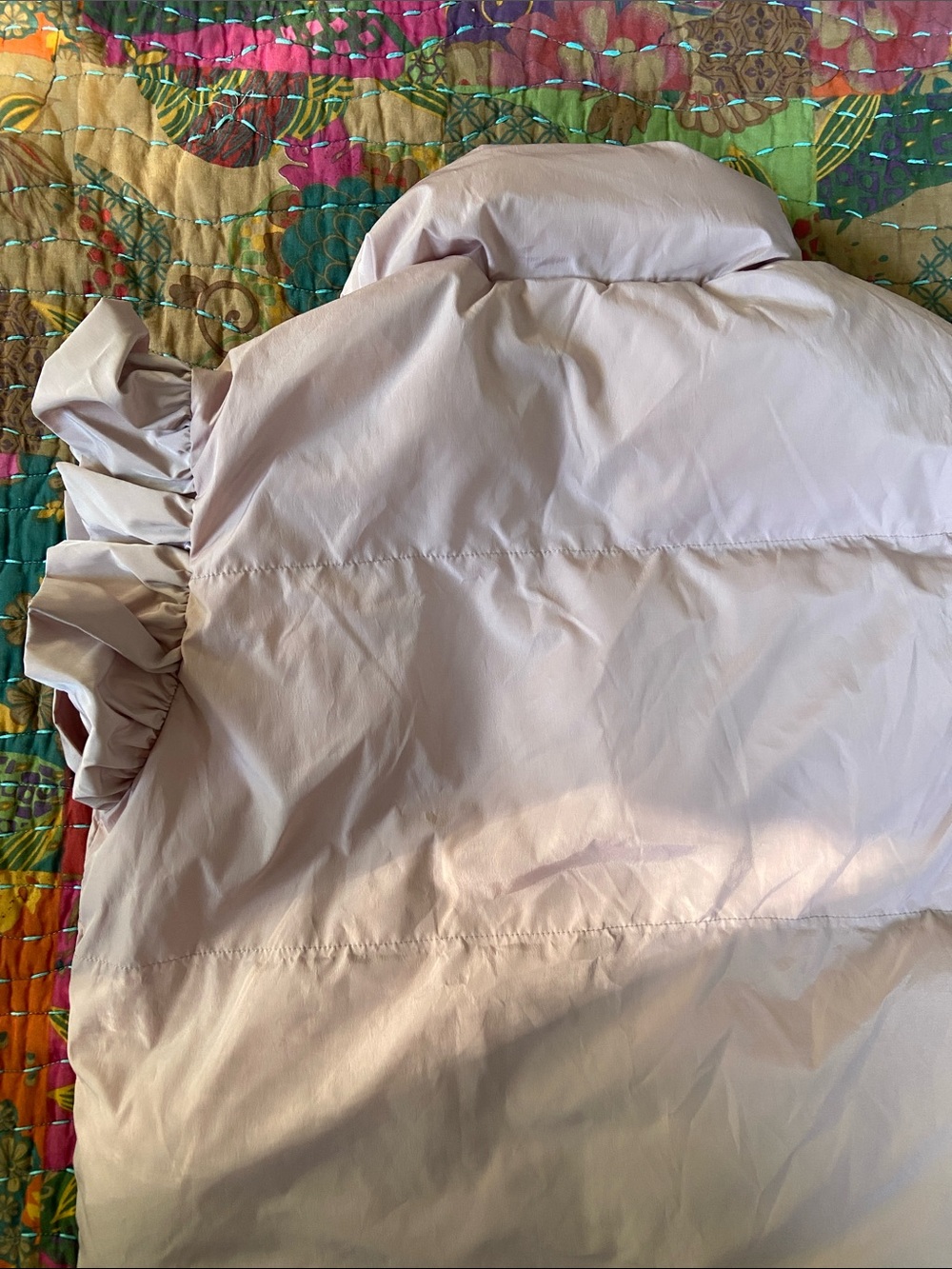 BUCKETLIST Soft Blush Puffy Ruffle Sleeve Vest M - Picture 8 of 9